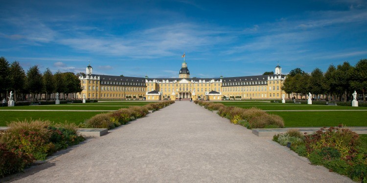 Karlsruhe Schloss mit Garten